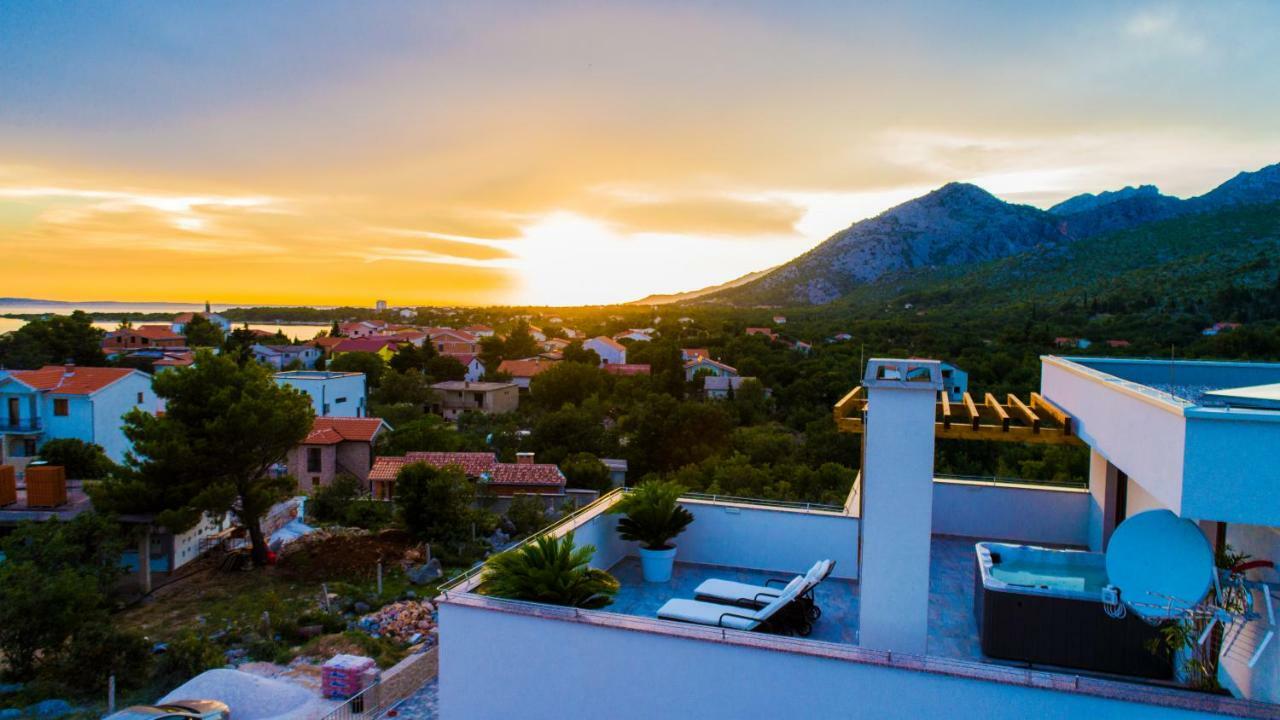 Vila Grandioza Seline